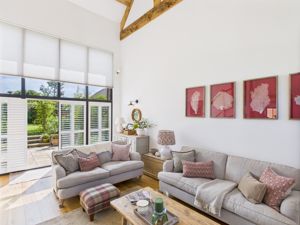 Lounge 4- click for photo gallery